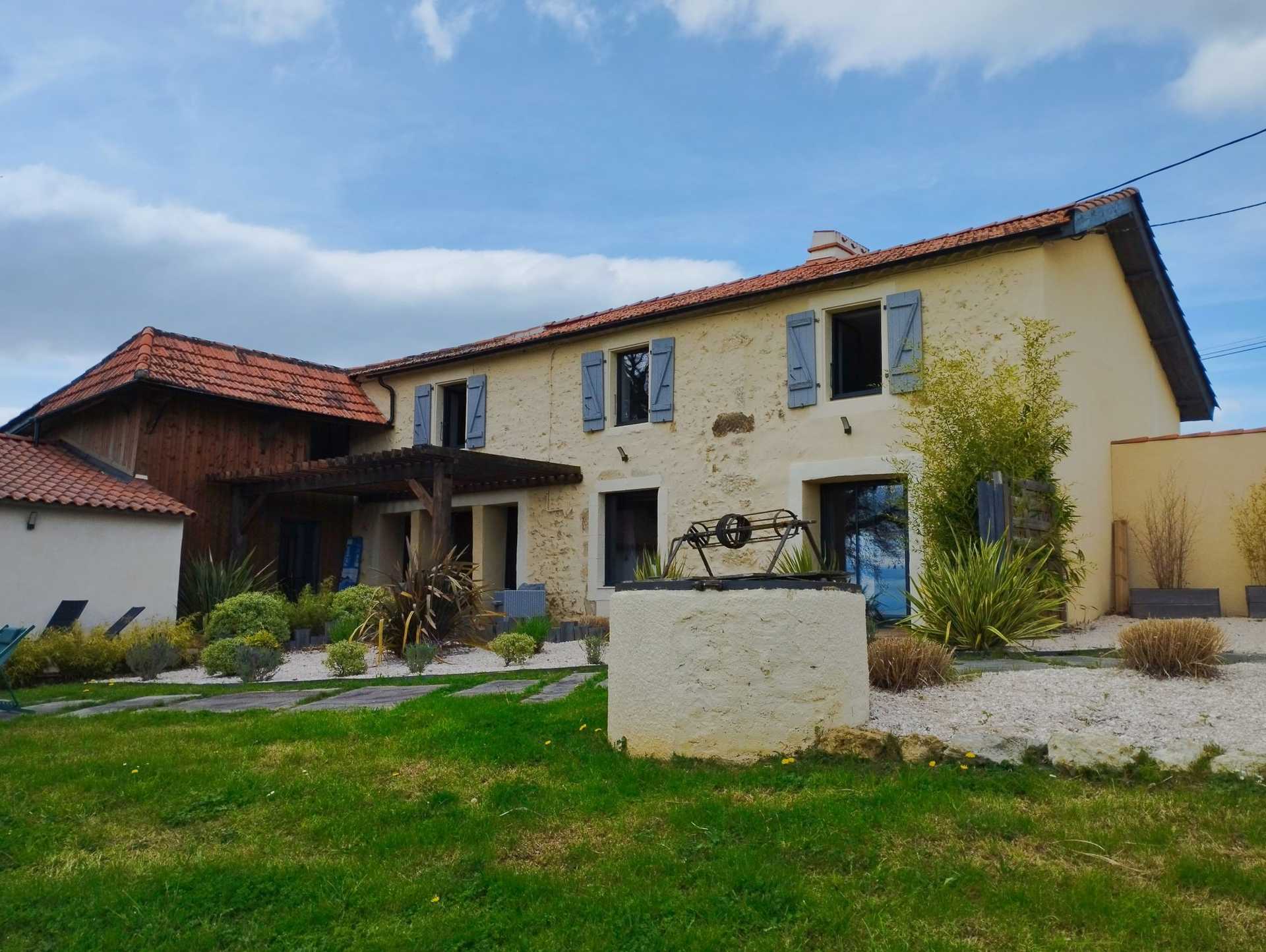 жилой дом в Marciac, Occitanie 11733165