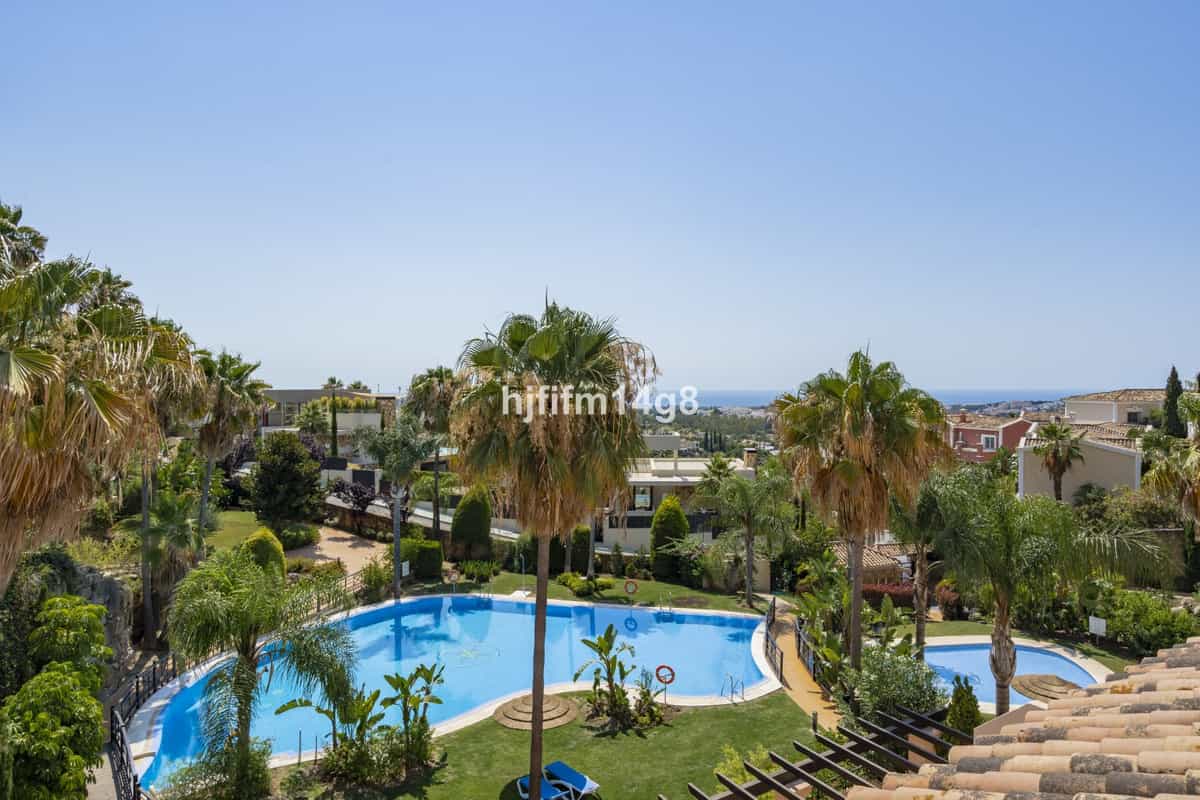 Eigentumswohnung im Marbella, Andalusien 11733174