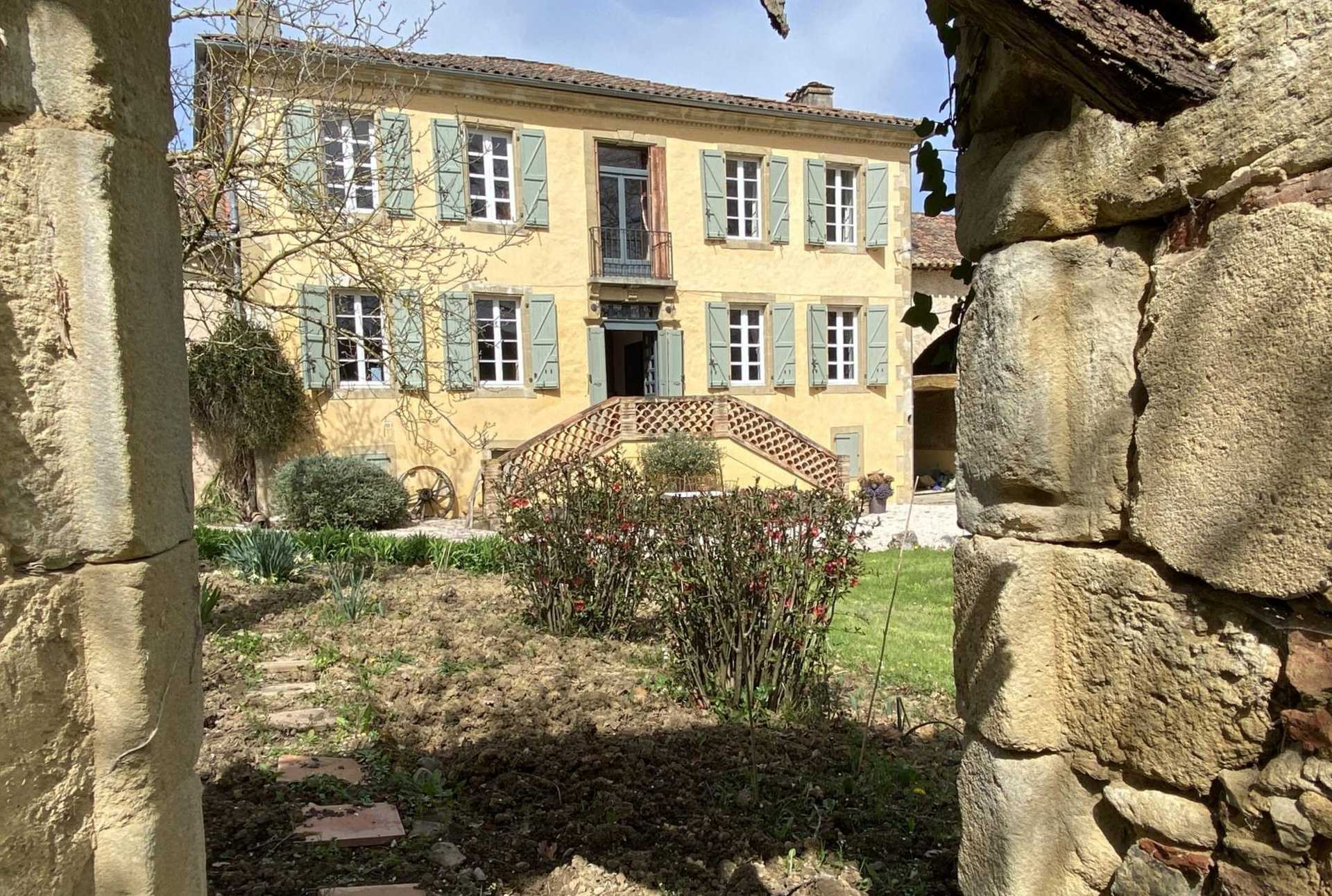 بيت في L'Isle-en-Dodon, Occitanie 11733178