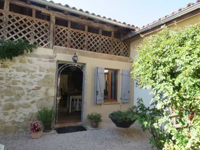 жилой дом в Simorre, Occitanie 11733181