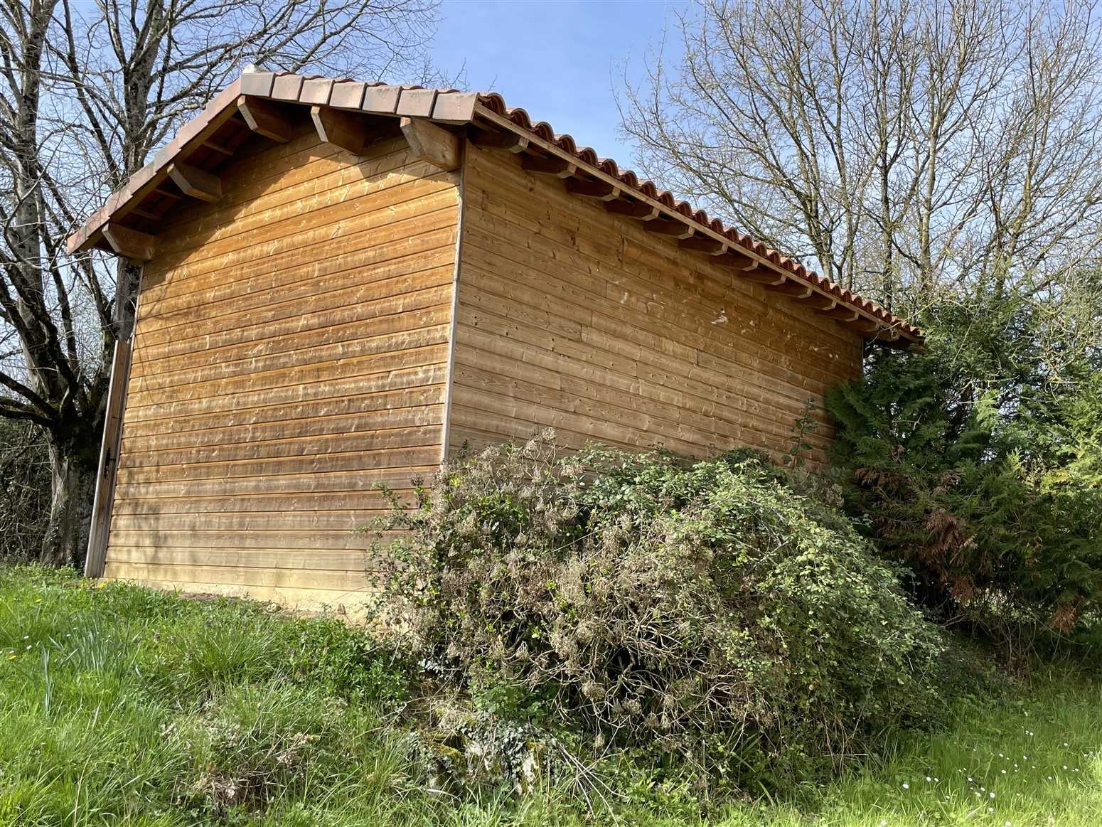 房子 在 Miélan, Occitanie 11733256