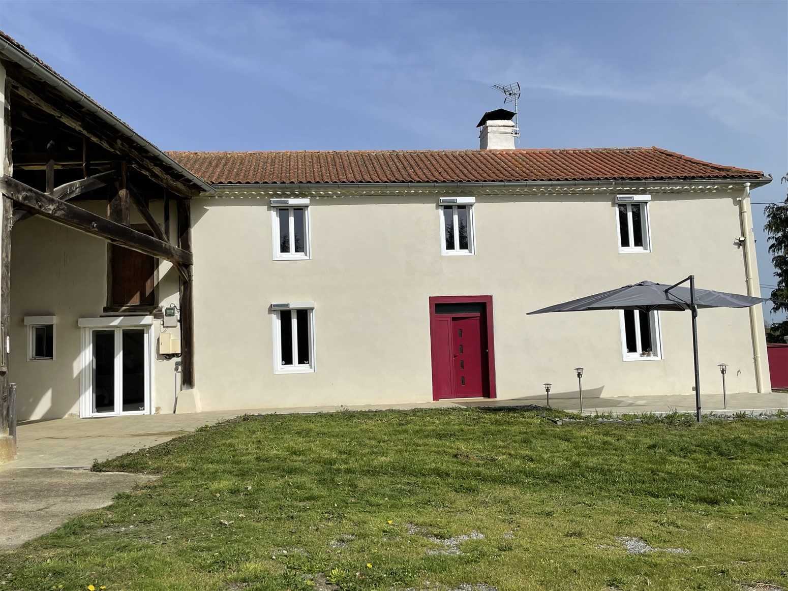 rumah dalam Mielan, Occitanie 11733256