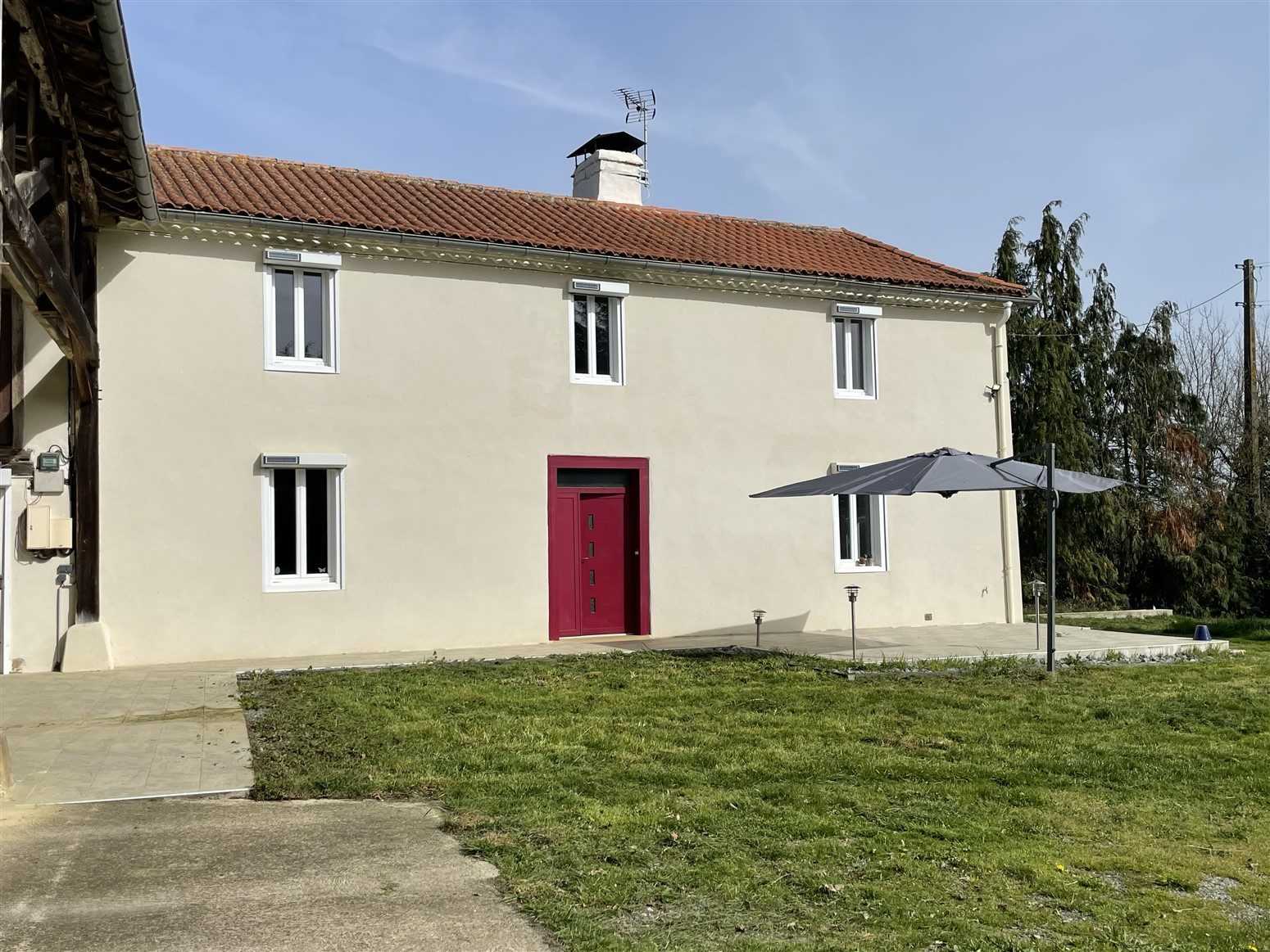 жилой дом в Miélan, Occitanie 11733256