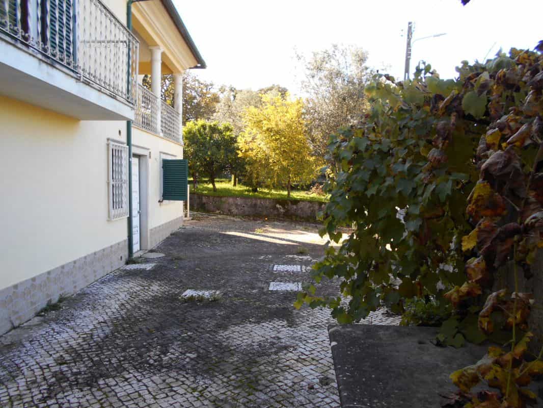 房子 在 Alvaiázere, Leiria 11733541