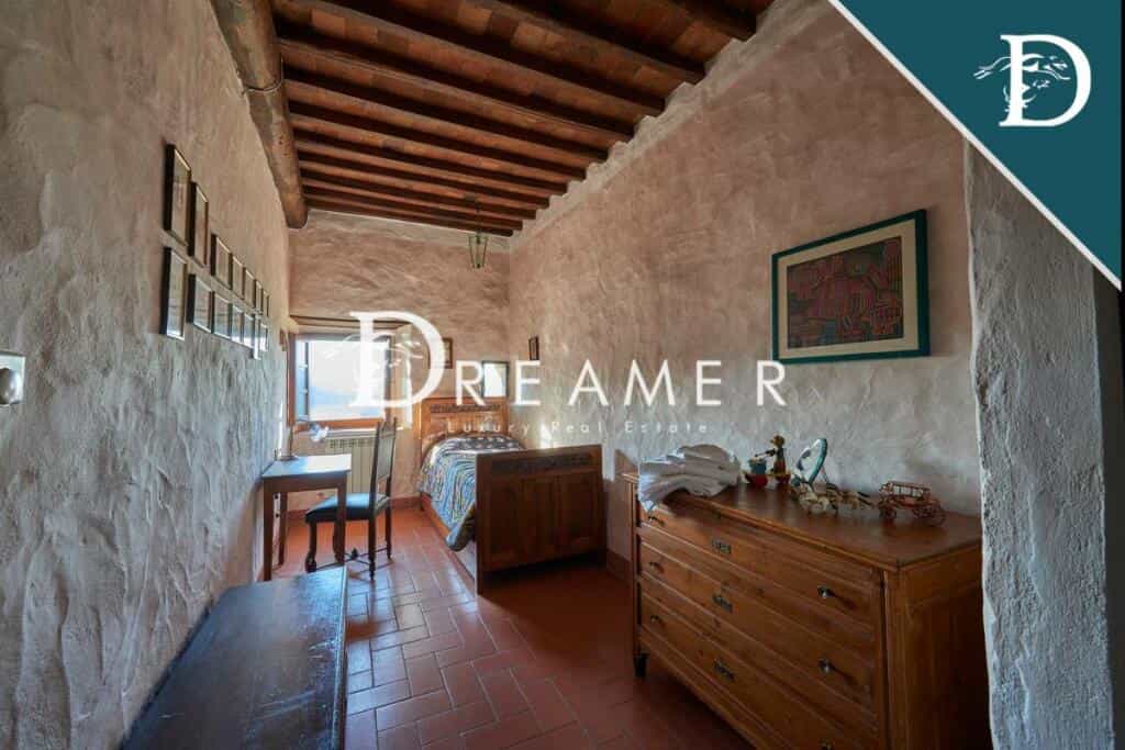 Rumah di Greve in Chianti, Tuscany 11733760