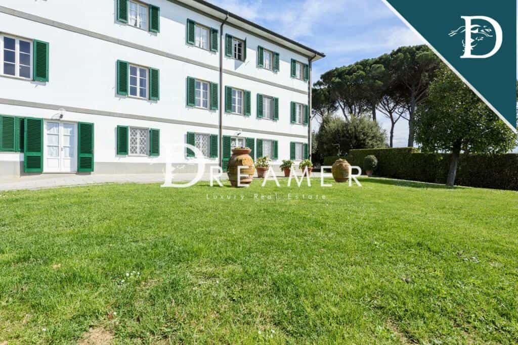 Rumah di Lucca, Toskana 11733796