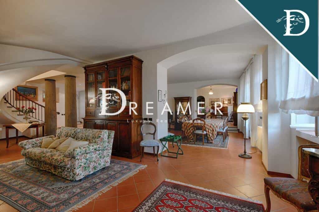 rumah dalam Capannori, Tuscany 11733837