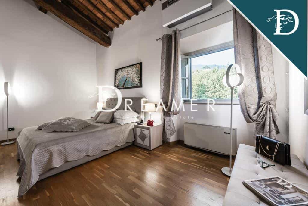 Condominio nel Capannori, Tuscany 11733921