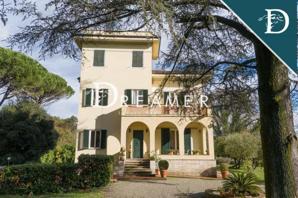 Будинок в Lucca, Tuscany 11733942