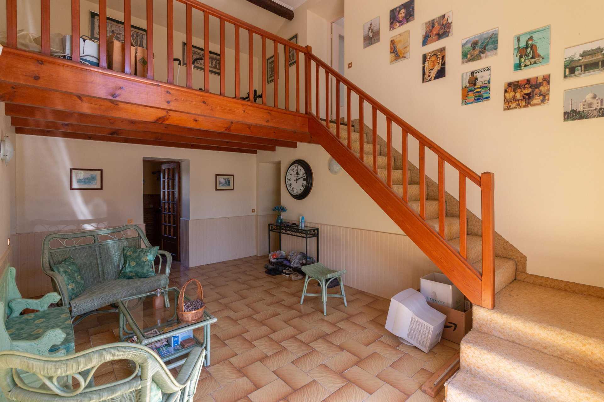 House in Salles-d'Angles, Nouvelle-Aquitaine 11734047