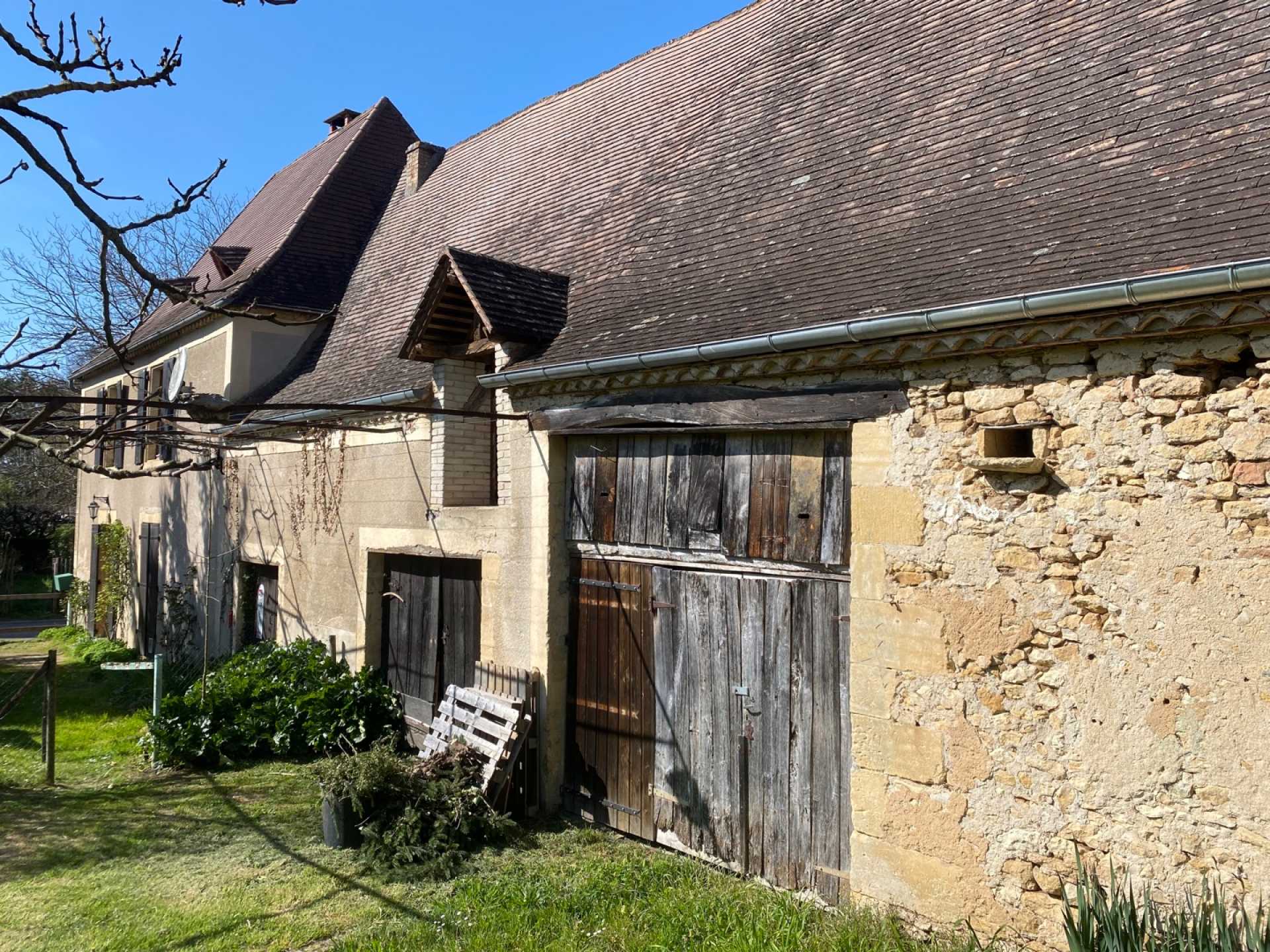 σπίτι σε Saint-Cyprien, Nouvelle-Aquitaine 11734134