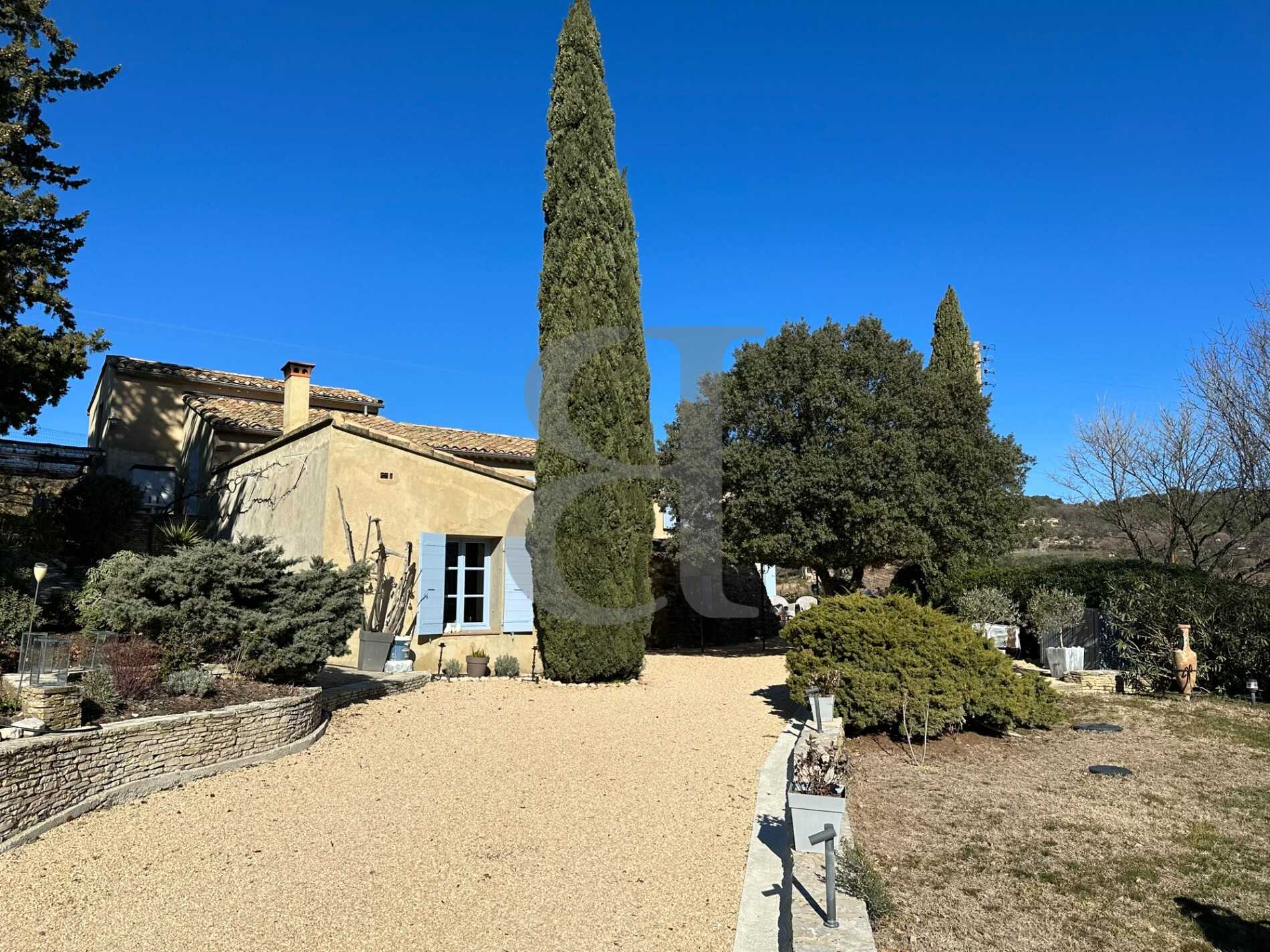 casa en Vaison-la-Romaine, Provence-Alpes-Côte d'Azur 11734151