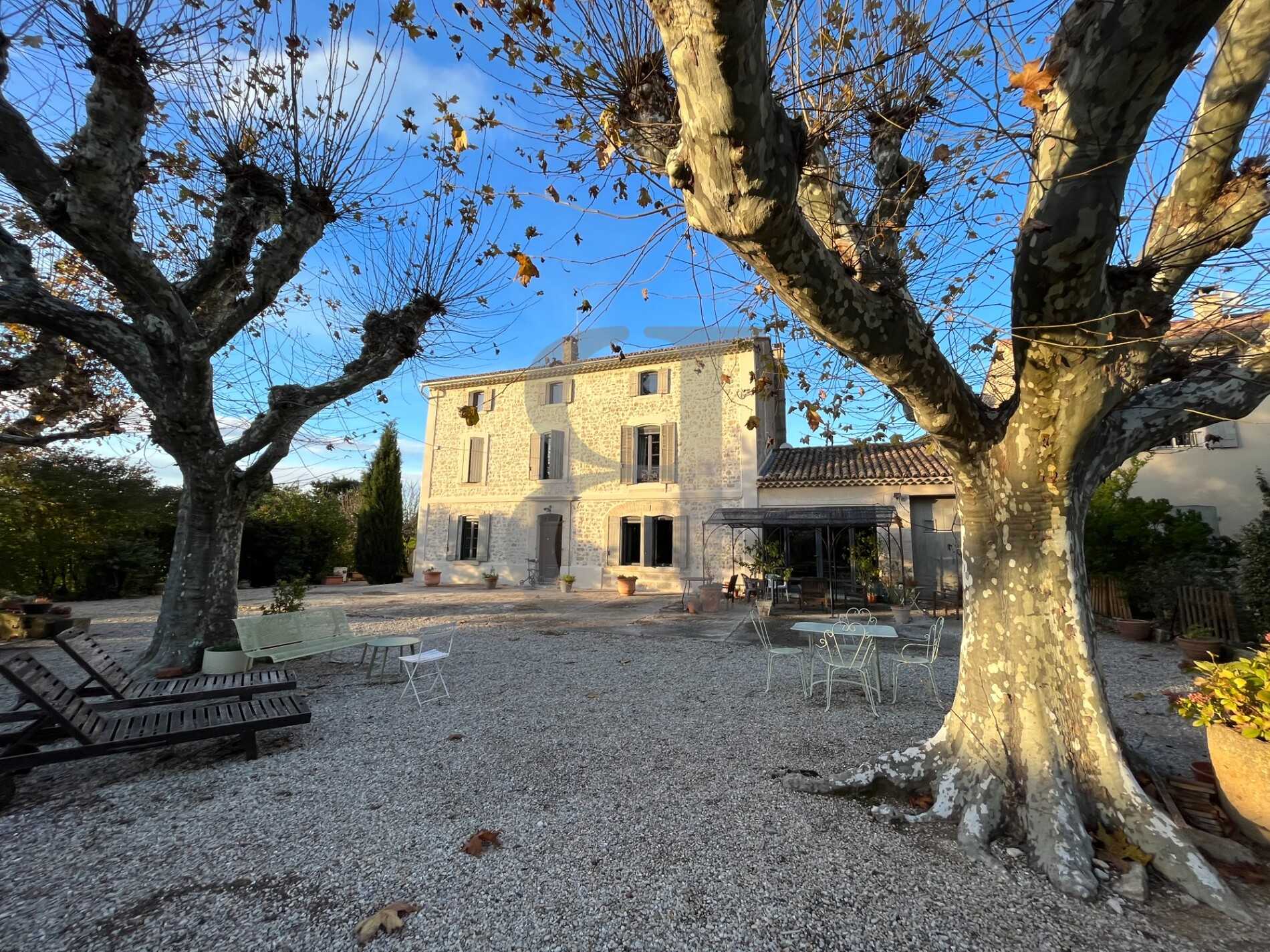 Hus i Aubignan, Provence-Alpes-Cote d'Azur 11734167