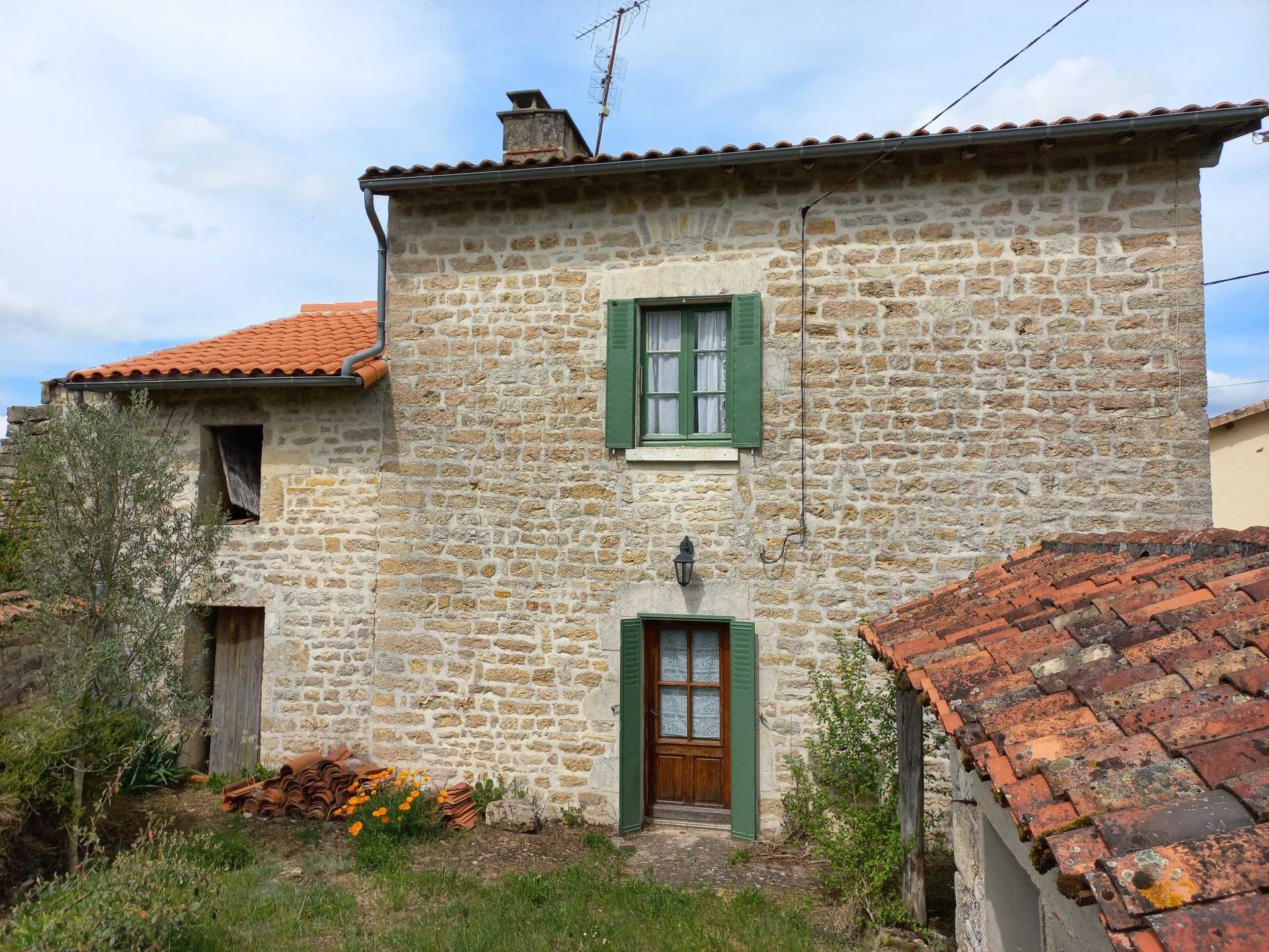 Huis in Mansle, Nouvelle-Aquitanië 11734268