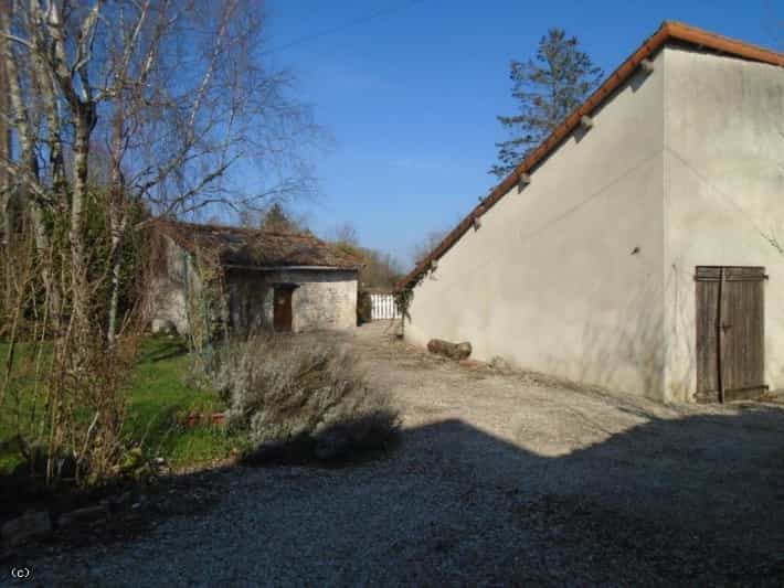 Hus i Chaunay, Nouvelle-Aquitaine 11734333