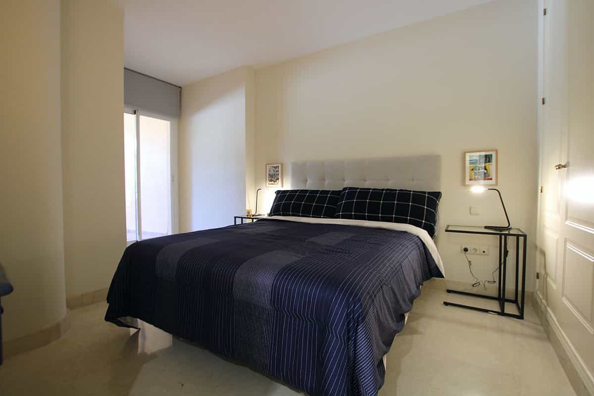 Condominium in Marbella, Andalucía 11734350