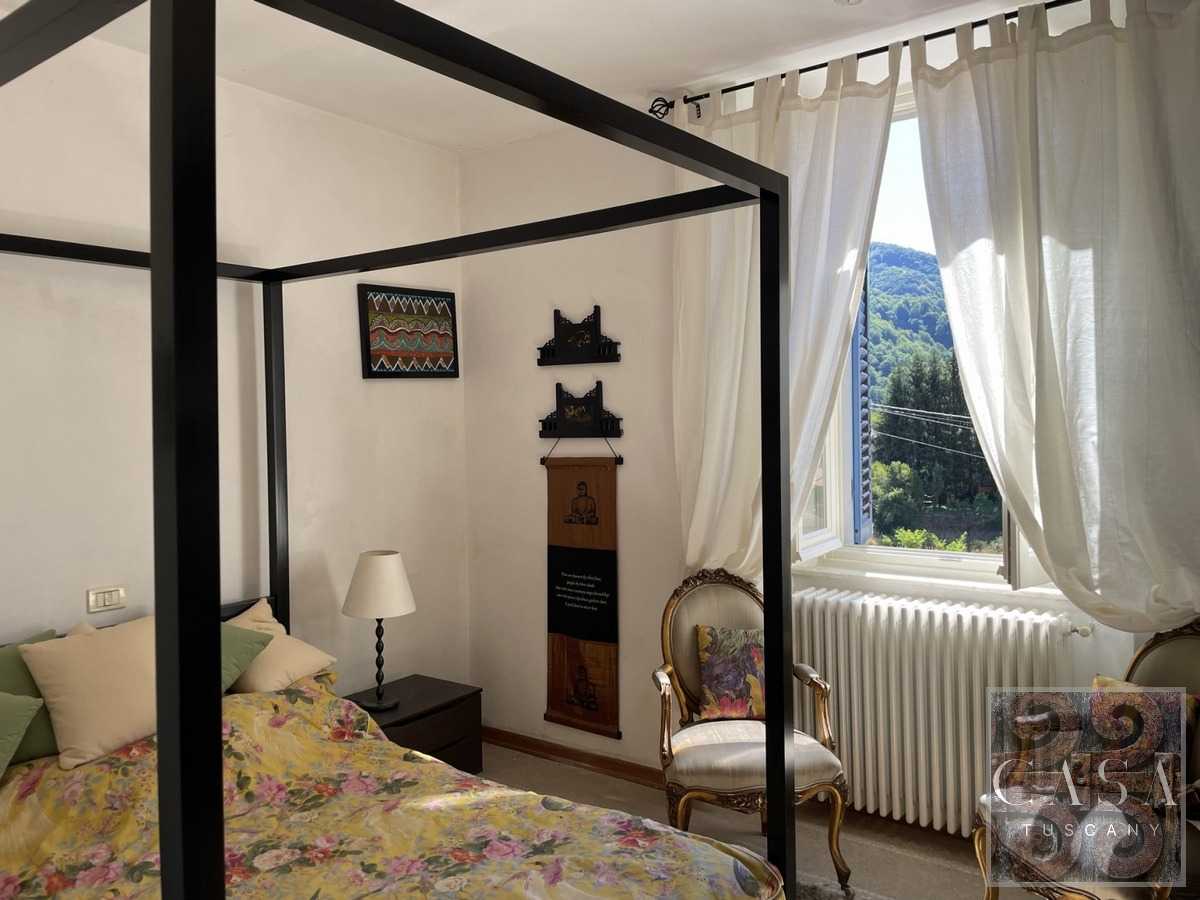 casa no Minucciano, Tuscany 11734390