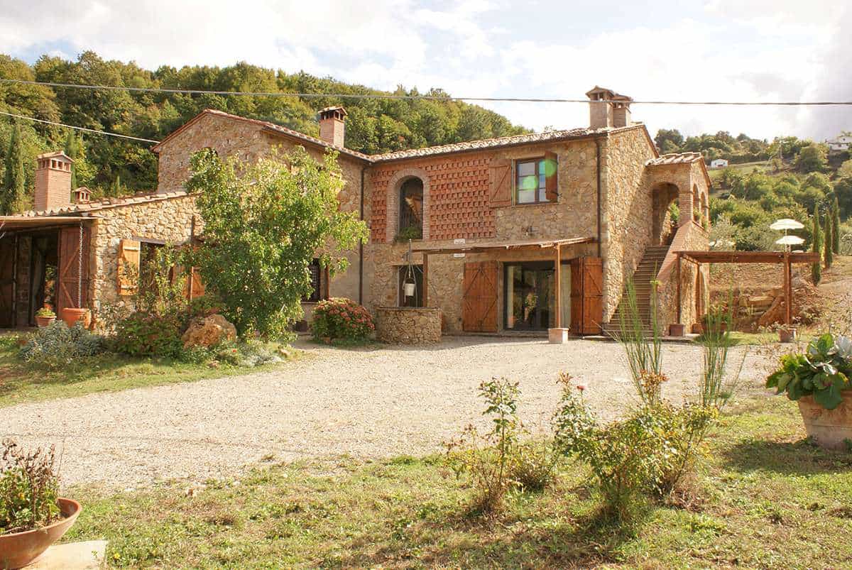 rumah dalam Chianni, Tuscany 11734397