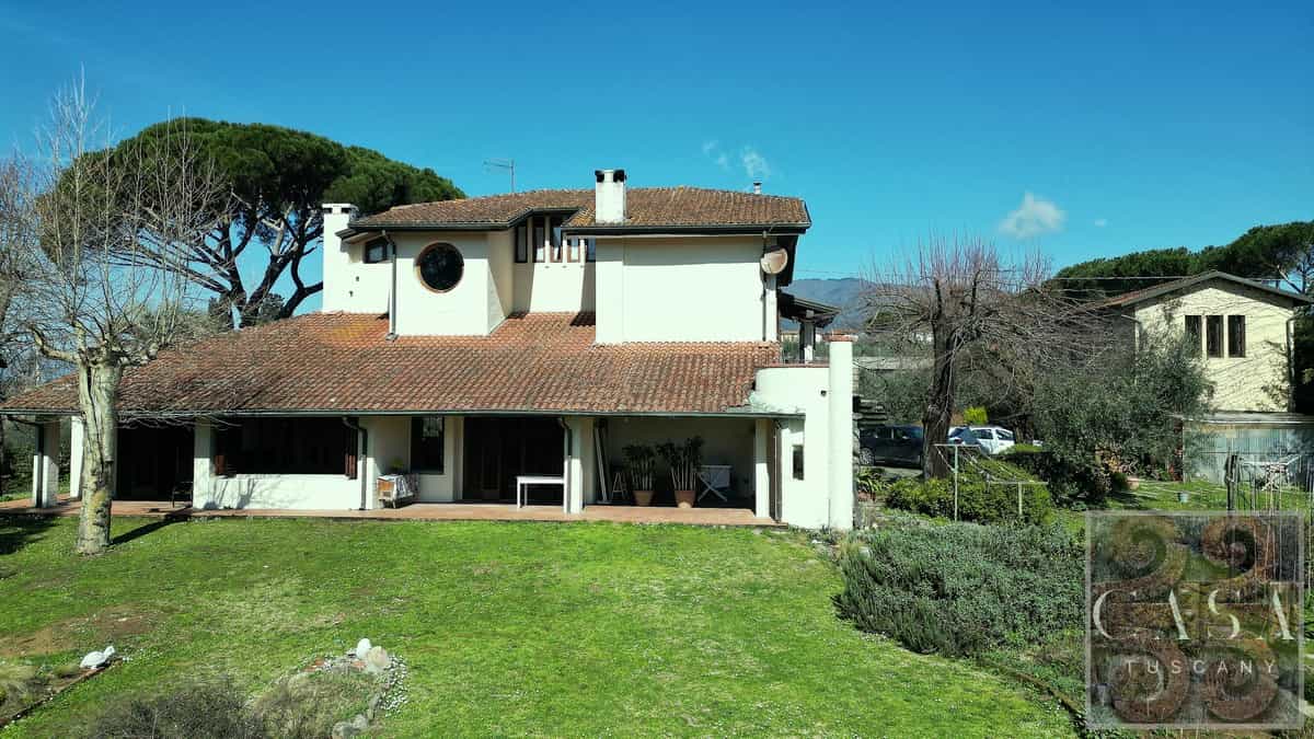 Rumah di Monte Carlo, Toskana 11734410