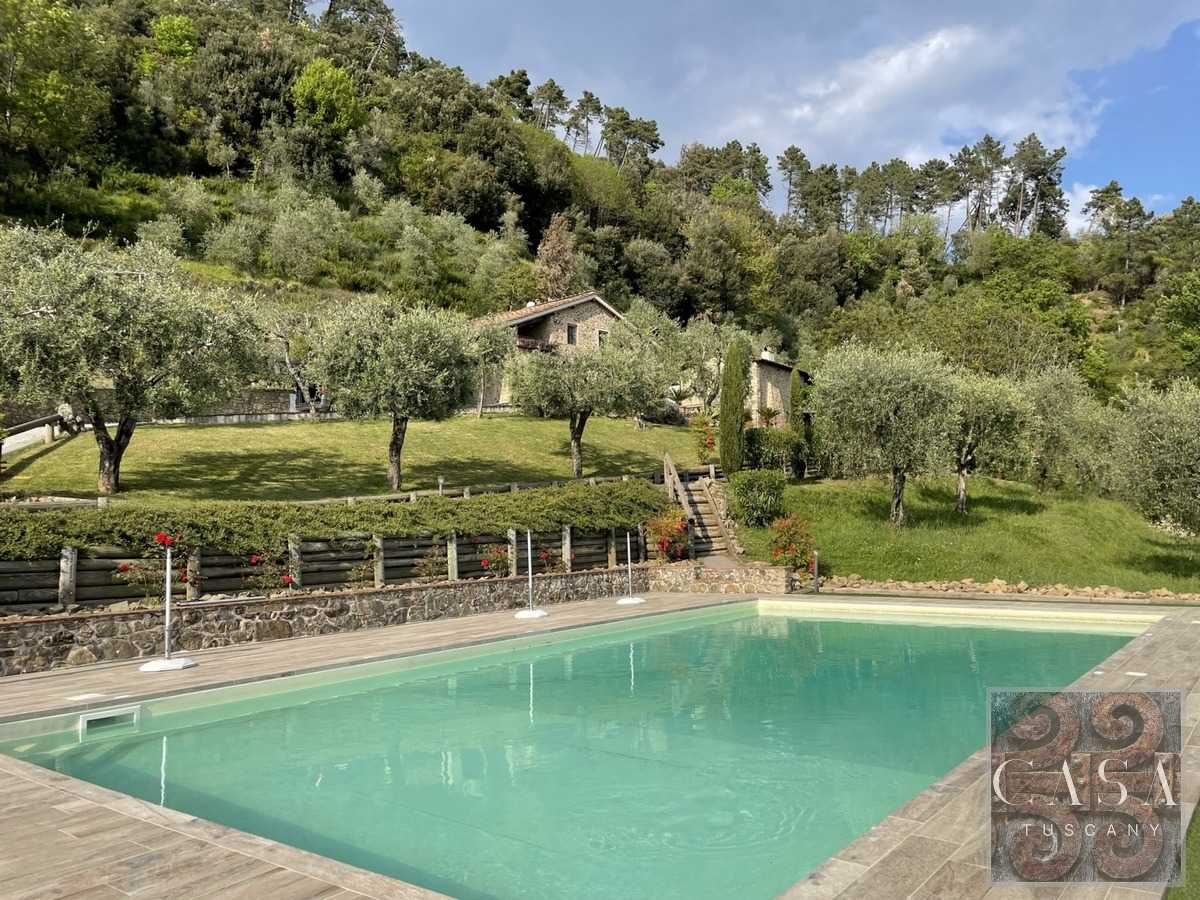 House in Pescaglia, Tuscany 11734445