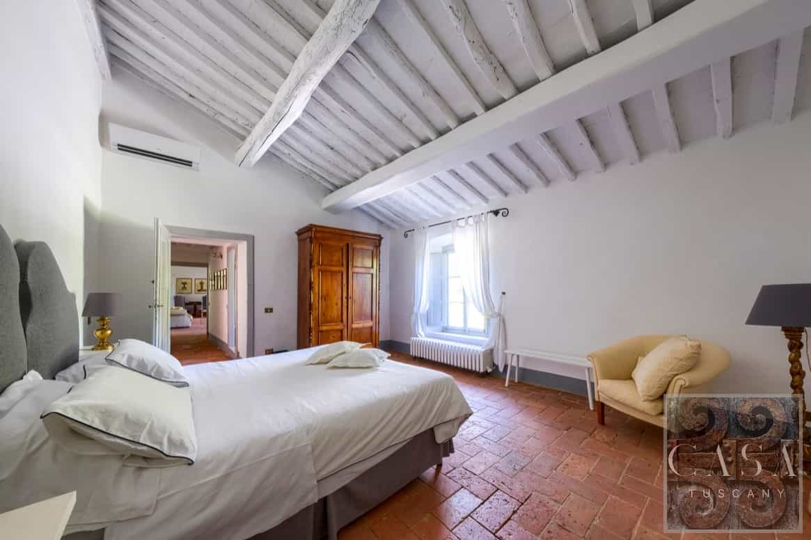 Rumah di Lucca, Tuscany 11734461