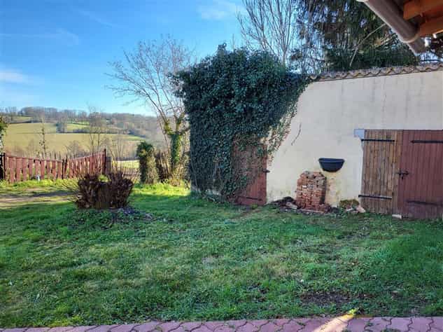 House in Nouic, Nouvelle-Aquitaine 11734849