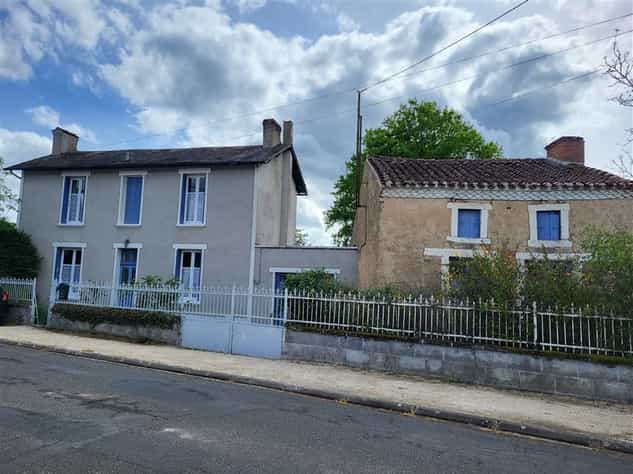 Hus i Lathus-Saint-Remy, Nouvelle-Aquitaine 11734854