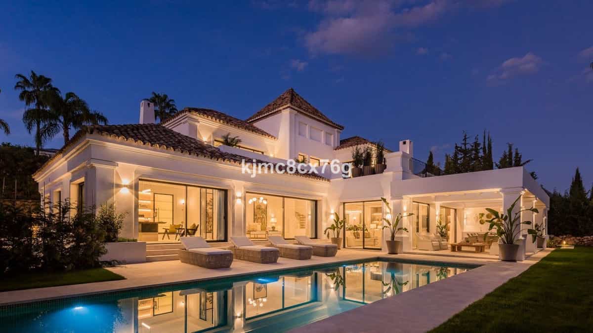 House in Marbella, Andalusia 11734914