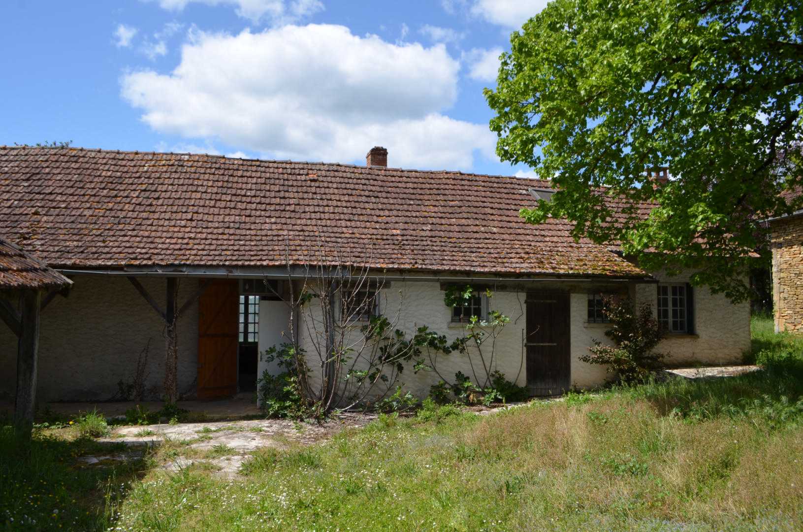 بيت في Saint-Cyprien, Nouvelle-Aquitaine 11735209
