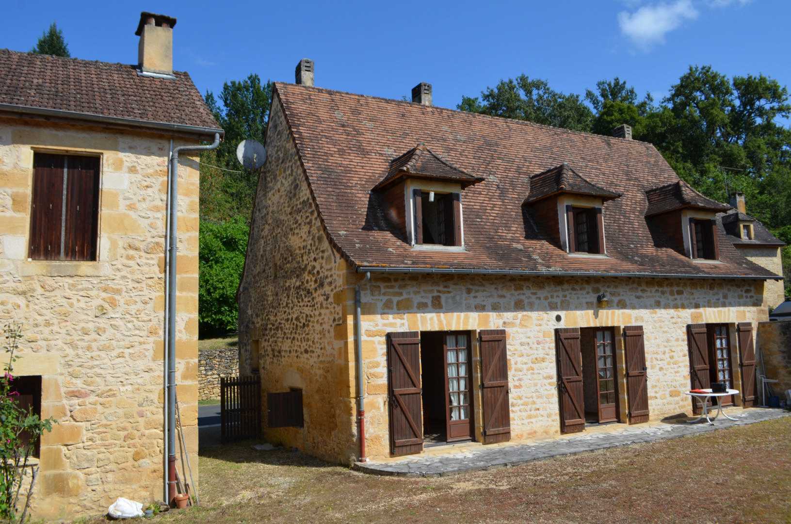 Будинок в Saint-Cyprien, Nouvelle-Aquitaine 11735239