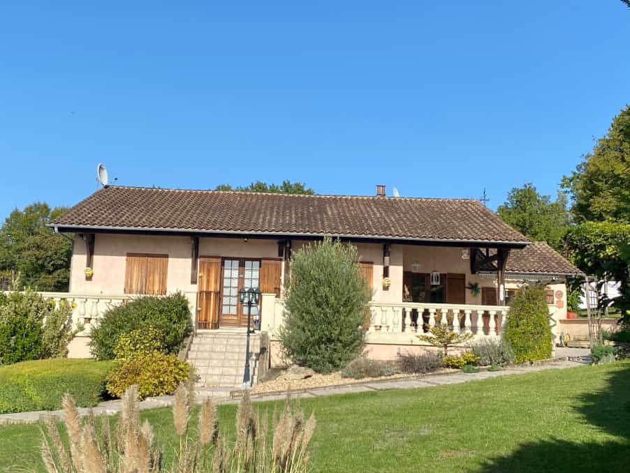 σπίτι σε Creysse, Nouvelle-Aquitaine 11735381