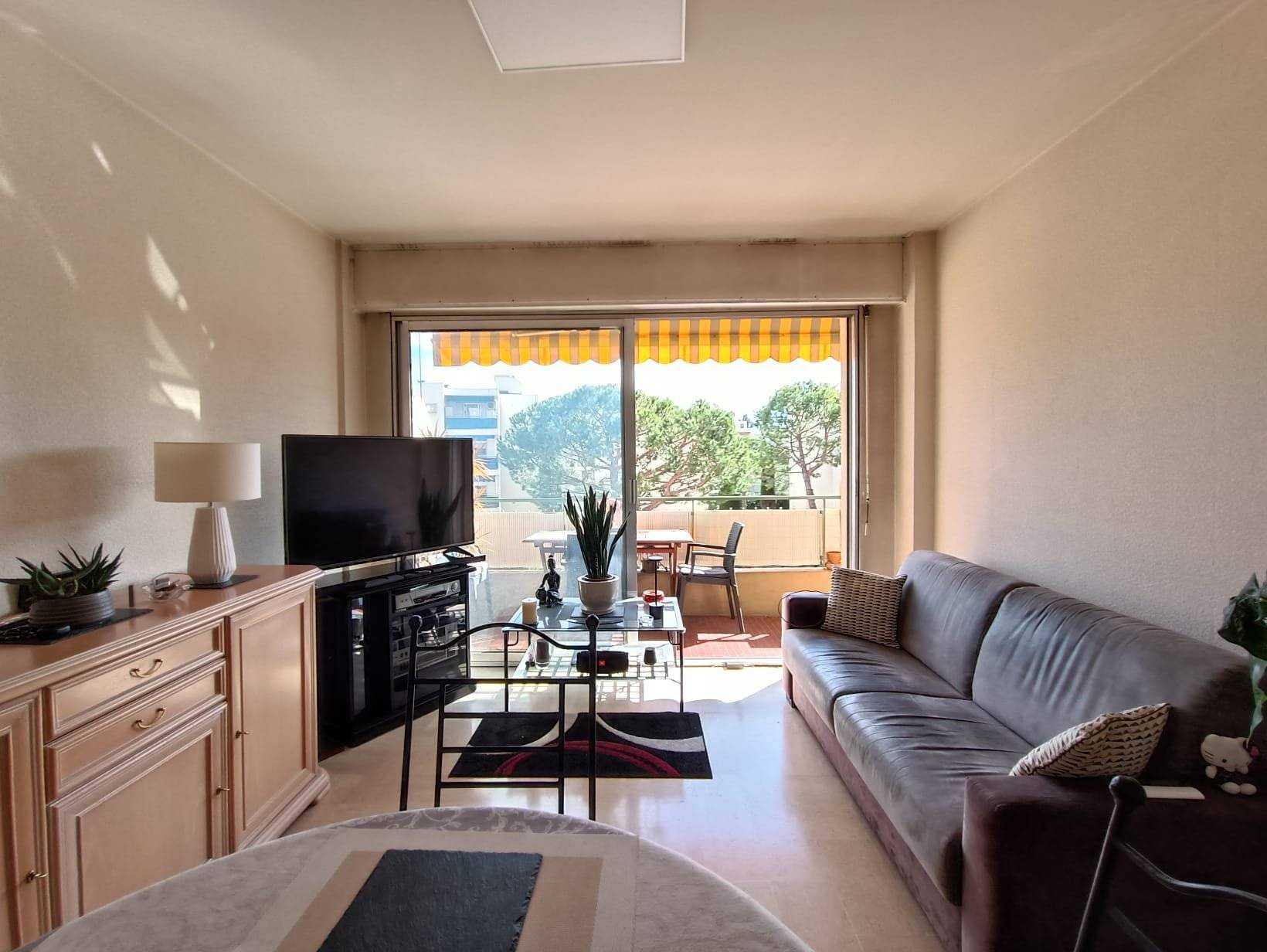 公寓 在 滨海卡涅, 普罗旺斯-阿尔卑斯-蓝色海岸 11735524