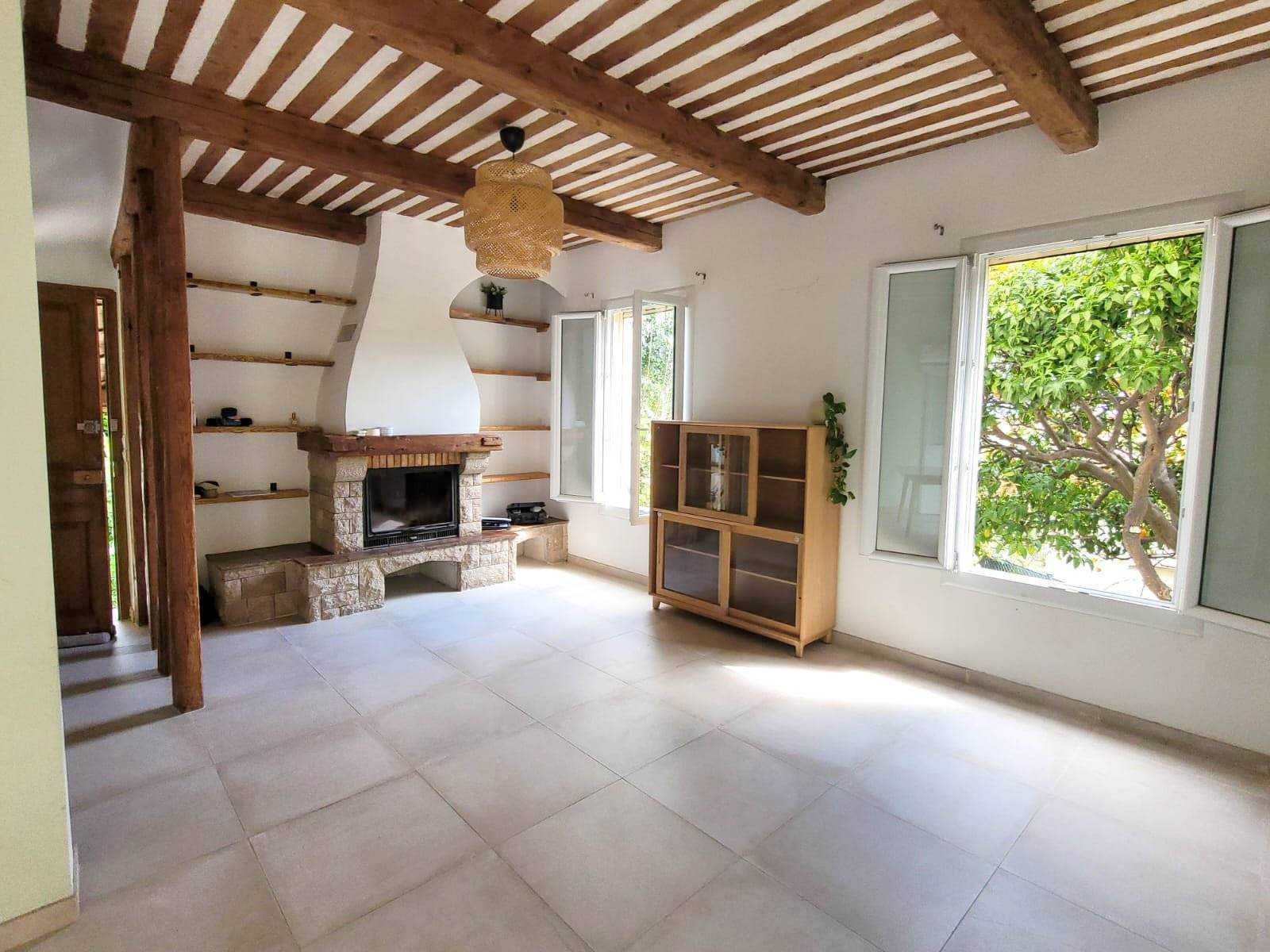 σπίτι σε Nice, Provence-Alpes-Côte d'Azur 11735526