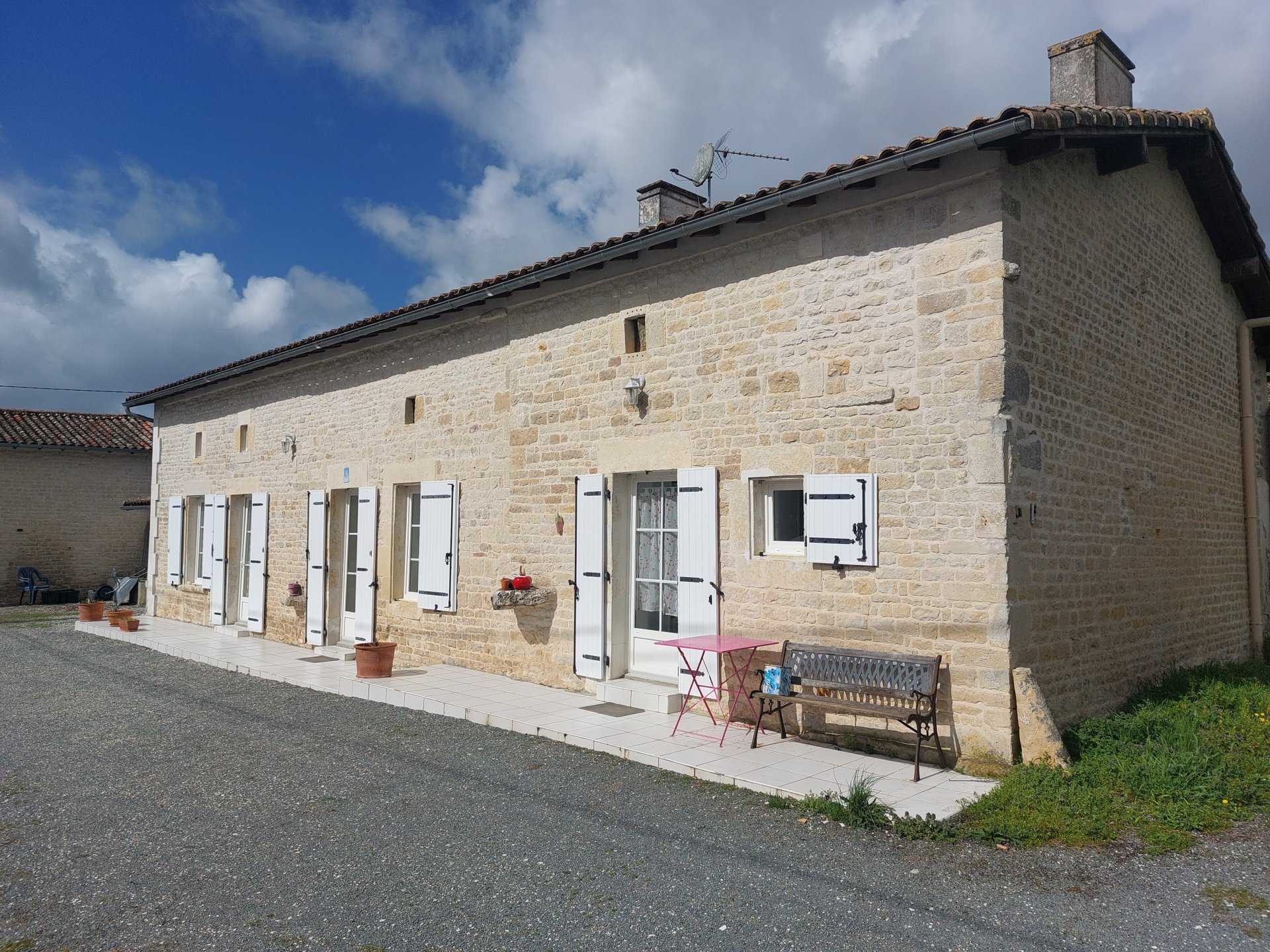 Haus im Valdelaume, Nouvelle-Aquitaine 11735778