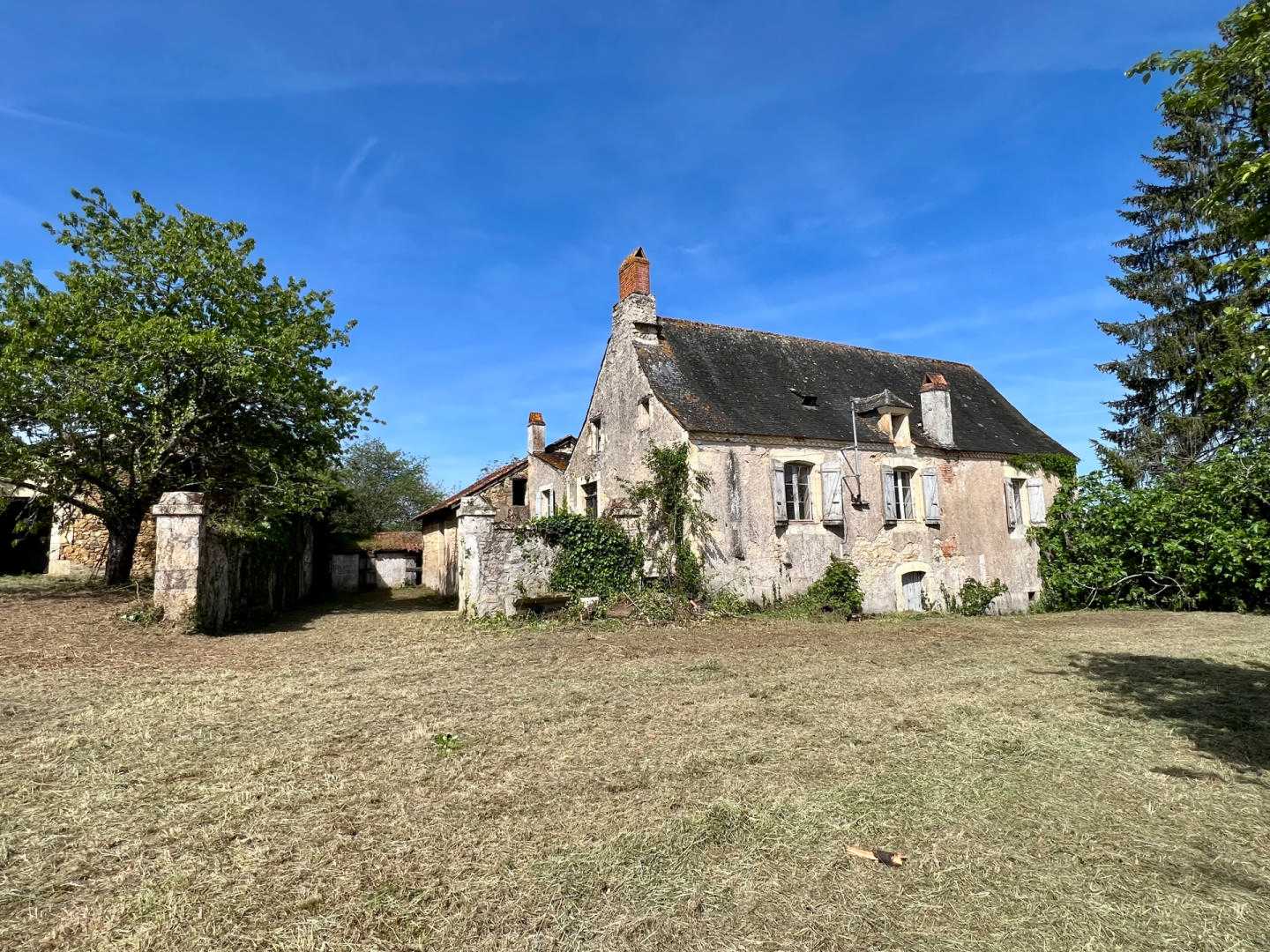 Huis in Montignac, Nouvelle-Aquitaine 11735824
