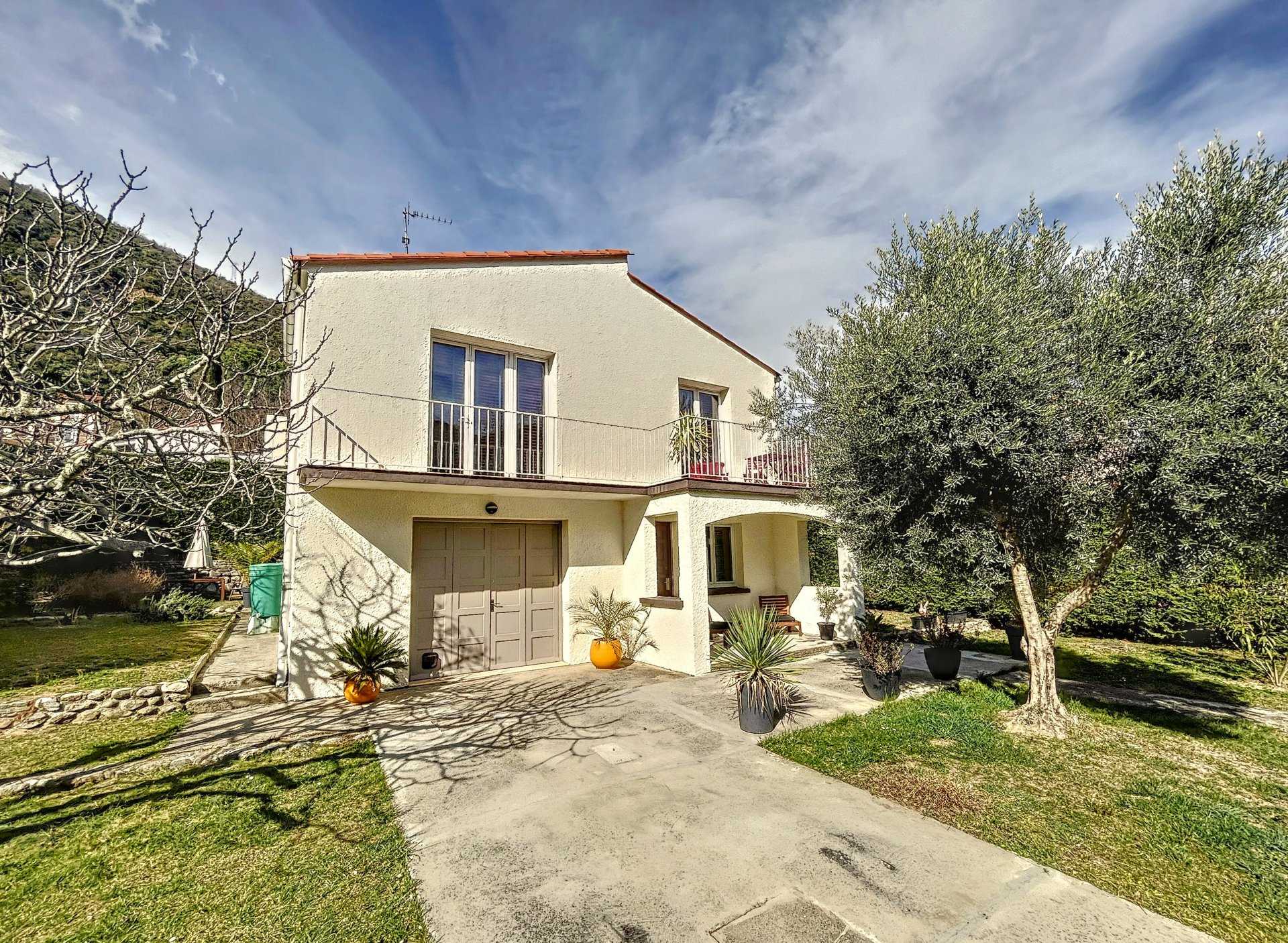 मकान में Arles-सुर-टेक, Occitanie 11735853