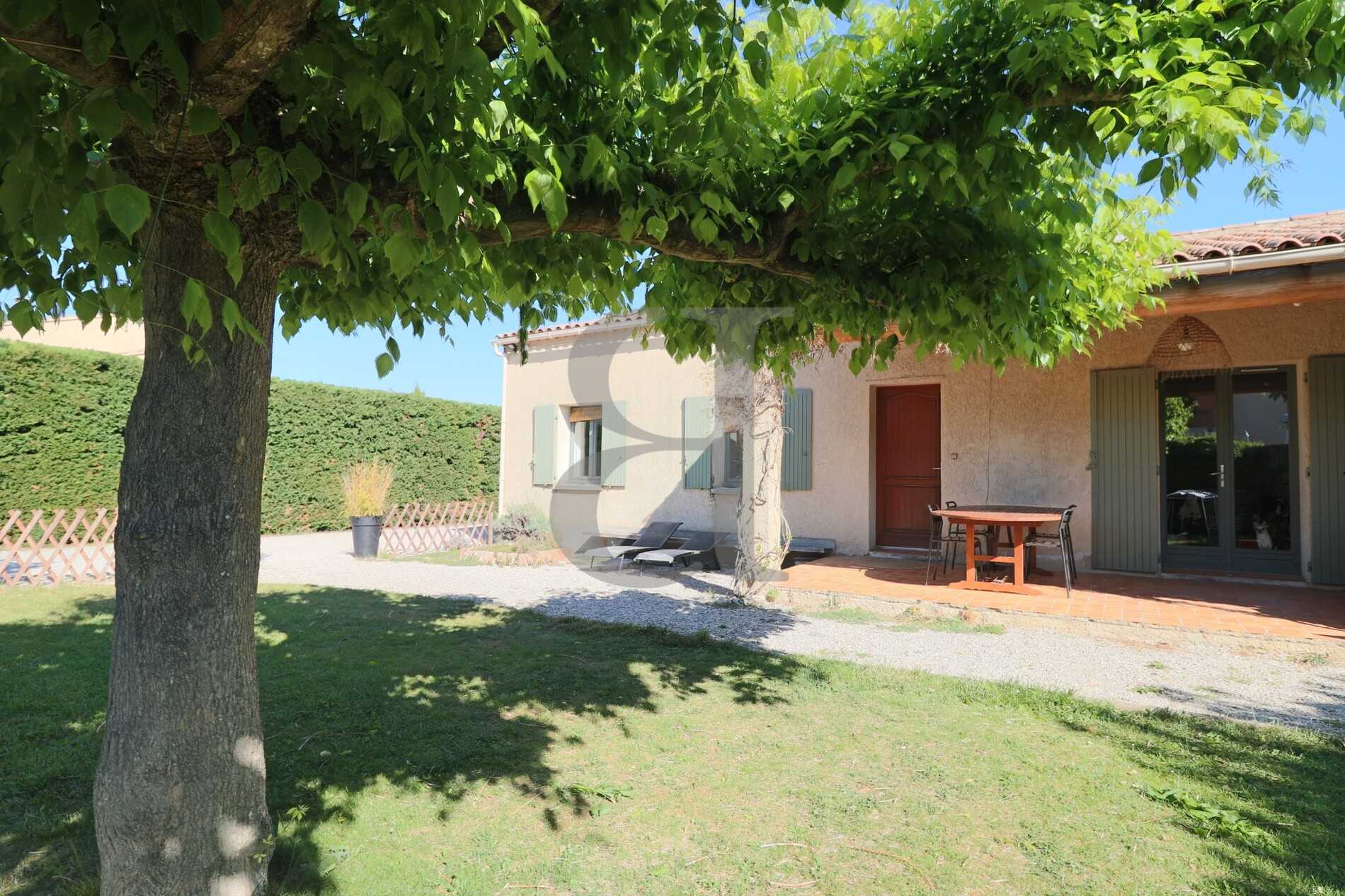 Casa nel Pernes-les-Fontaines, Provenza-Alpi-Costa Azzurra 11735957