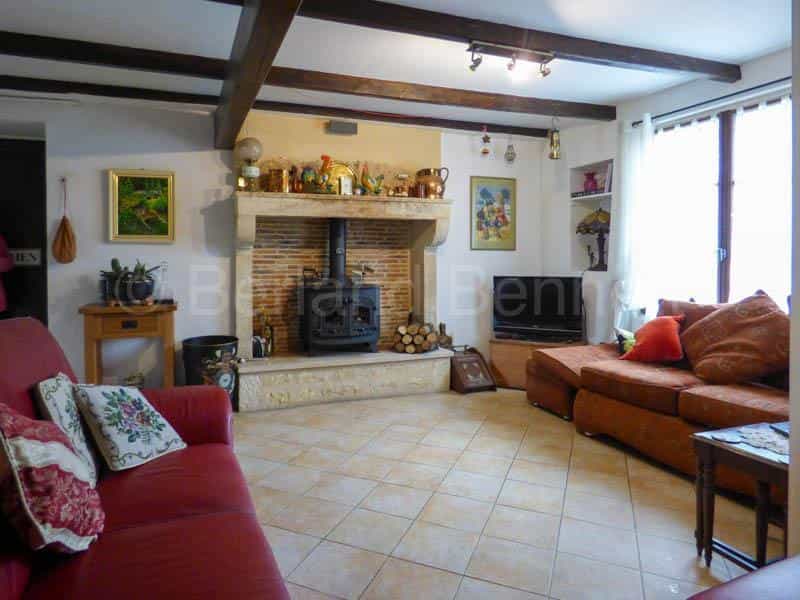 House in Romagne, Nouvelle-Aquitaine 11736010