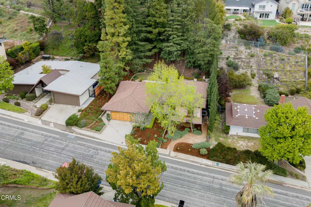 House in La Crescenta-Montrose, California 11736011