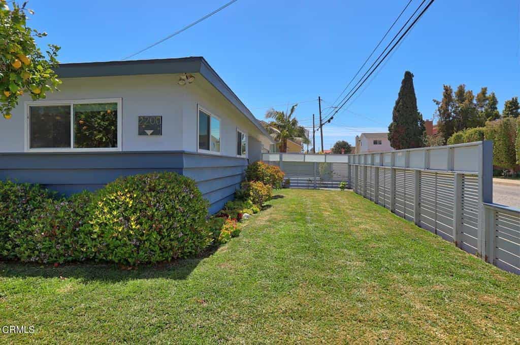 House in Redondo Beach, California 11736029