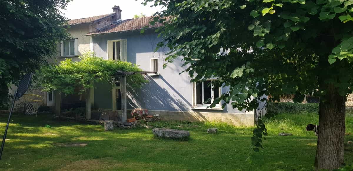 rumah dalam Gourdan, Occitanie 11736040
