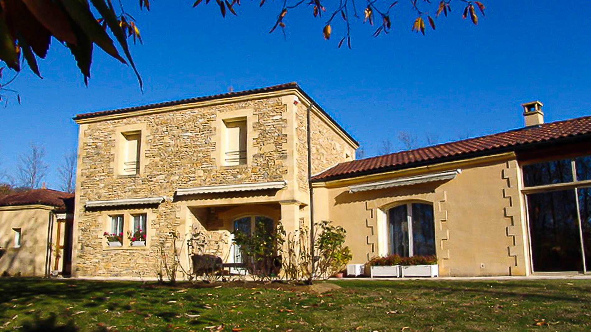House in Sarlat-la-Canéda, Nouvelle-Aquitaine 11736075