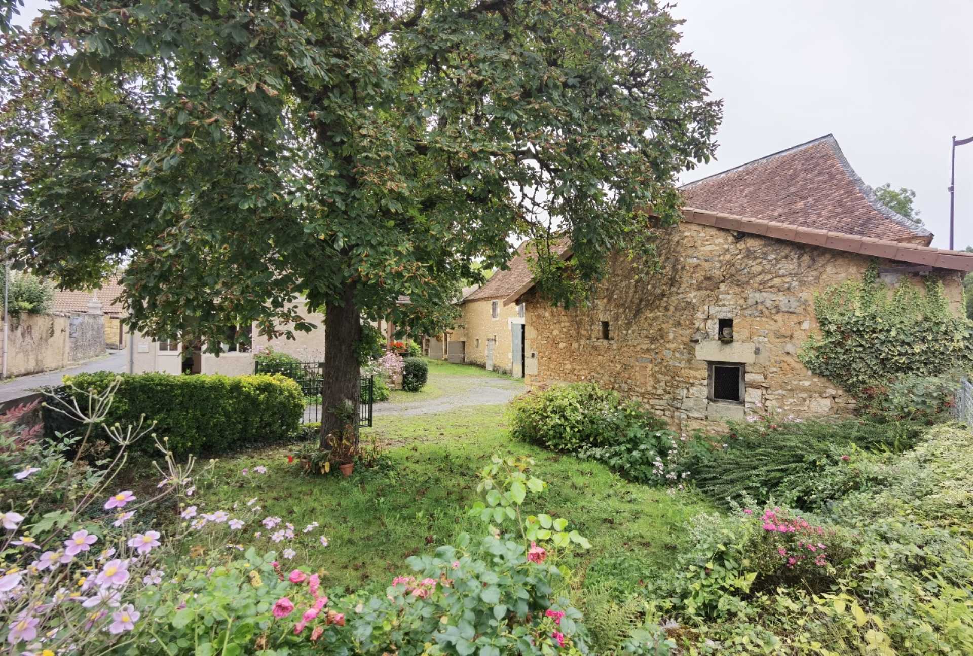 House in Excideuil, Nouvelle-Aquitaine 11736078