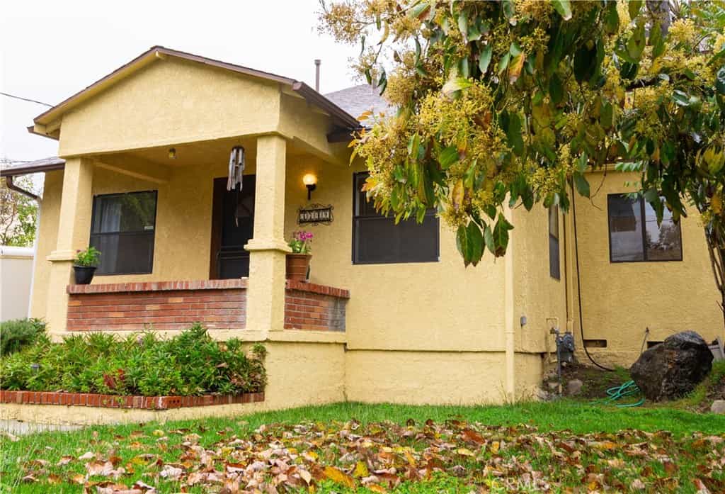 House in Glendale, California 11736116