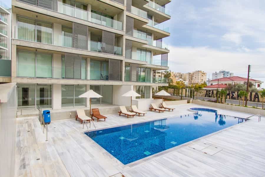 Condominium in Limassol, Limassol 11736230