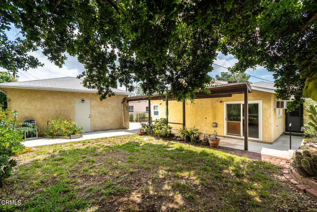 House in La Crescenta-Montrose, California 11736233