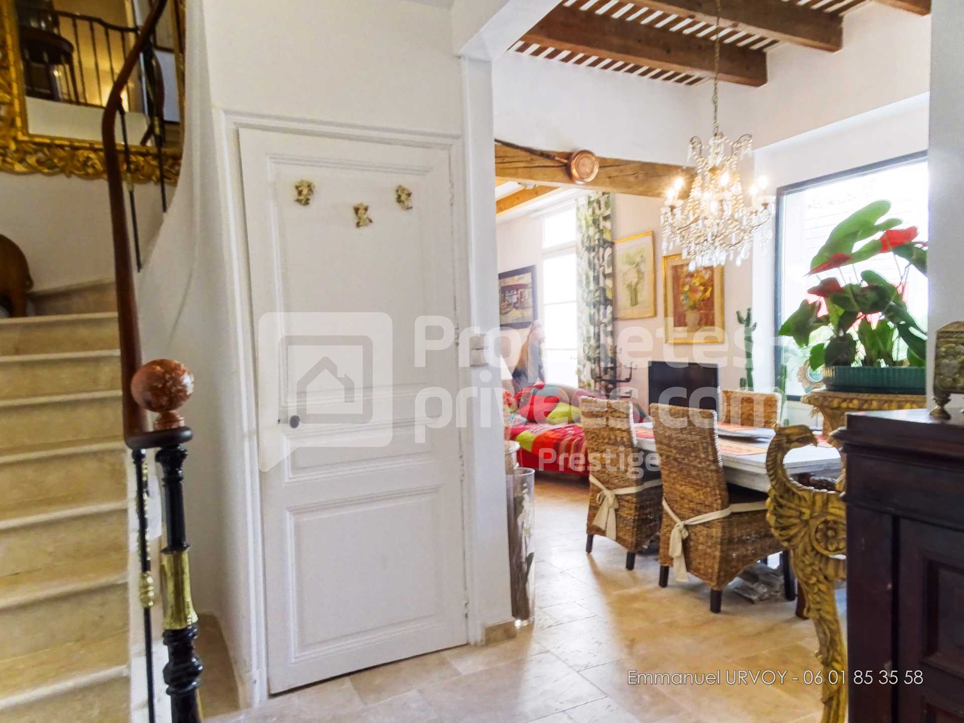 Huis in Chateaurenard, Provence-Alpes-Cote d'Azur 11736303
