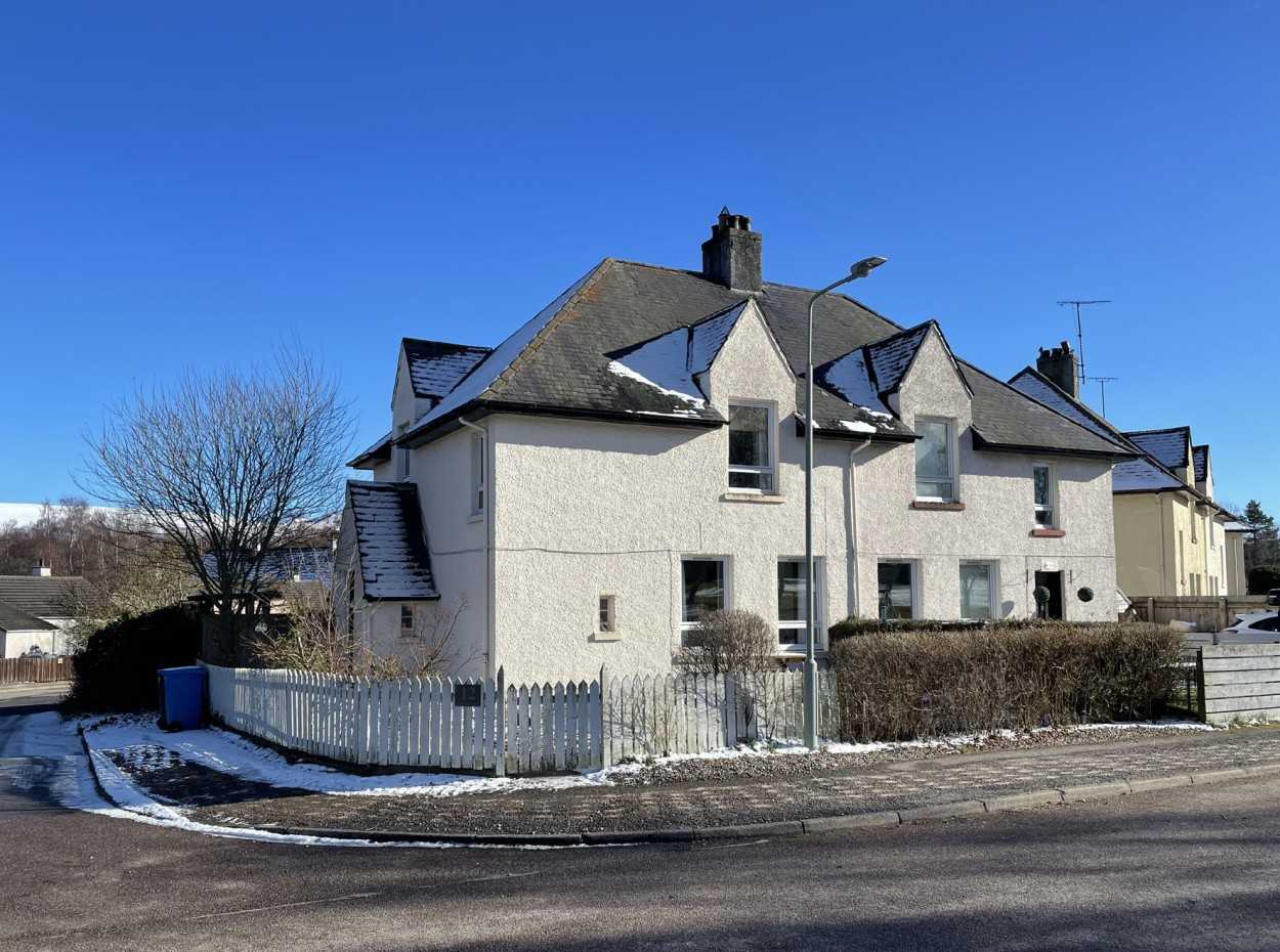 房子 在 Kincraig, Scotland 11736760