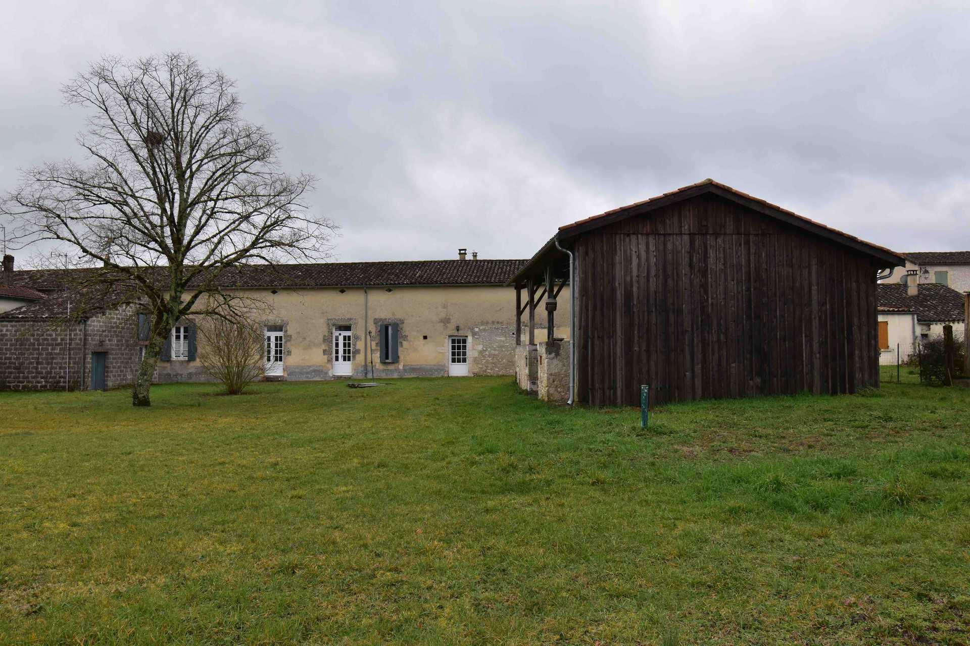 Huis in Issigeac, Nouvelle-Aquitaine 11736762