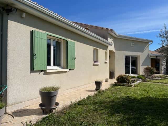 Talo sisään Bergerac, Nouvelle-Aquitaine 11736852